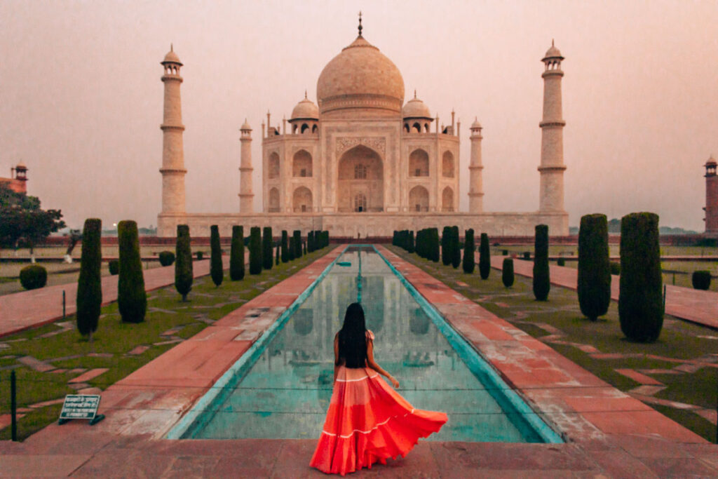 Taj Mahal Escape